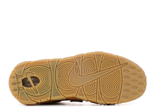 Charger l&#39;image dans la galerie, Nike Air More Uptempo Flax (GS) Taille 6,5 Y
