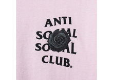 Charger l&#39;image dans la galerie, T-shirt rose avec motif chauve-souris et emoji Anti Social Social Club, taille M
