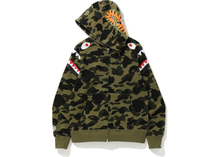 Charger l&#39;image dans la galerie, Sweat à capuche zippé BAPE 1st Camo Shark Shoulder Vert Taille S
