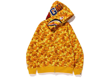 Charger l&#39;image dans la galerie, Sweat à capuche zippé BAPE x PUBG Shark Orange Taille M
