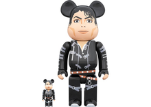 Charger l&#39;image dans la galerie, Coffret Bearbrick Michael Jackson « Bad » 100 % et 400 % noir
