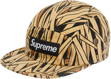 Charger l&#39;image dans la galerie, Casquette Supreme Field Camp Marsh Camo
