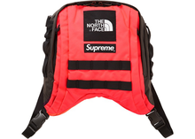 Charger l&#39;image dans la galerie, Sac à dos Supreme The North Face RTG Rouge 
