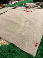 Charger l&#39;image dans la galerie, Sweat à capuche Supreme Box Logo - Gris/Rouge (2016)
